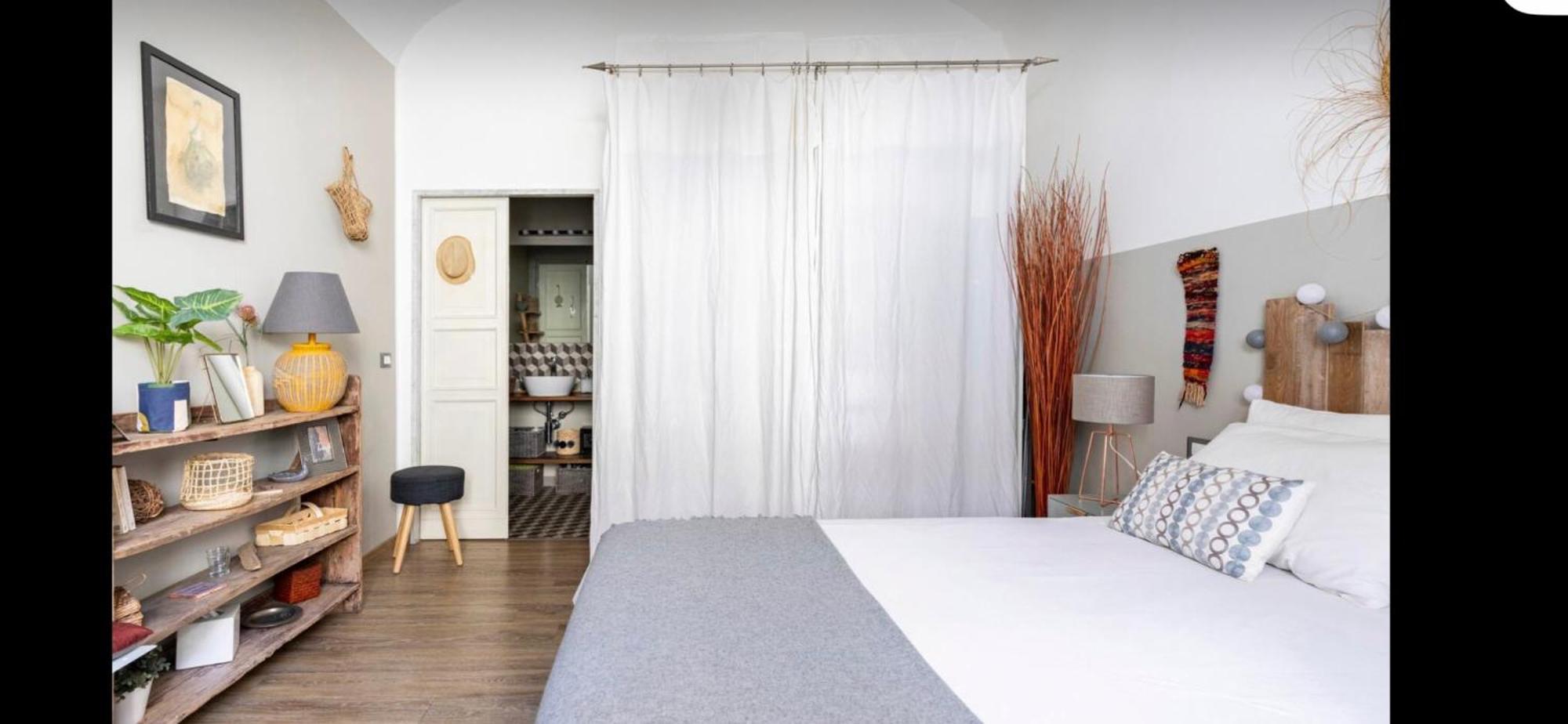 Cocoon, Atypical Flat In Historic Center & Breakfast Apartment Sarzana Ngoại thất bức ảnh